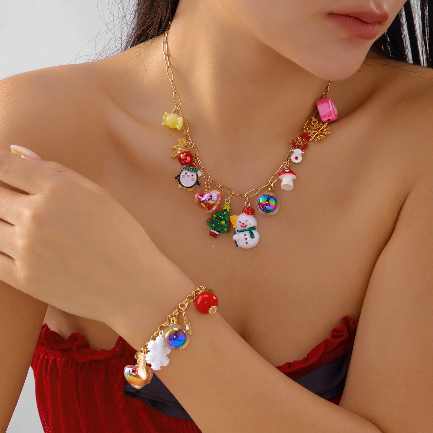 Christmas Metal Chain Necklace Bracelet For Women Santa Claus Snowman Bell Wreath Pendant Bracelet Choker Party New Year Gift