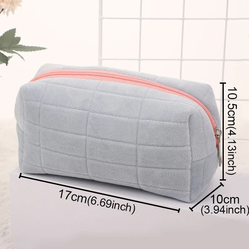 Cute Plush Makeup Bag for Women Portable Travel Zipper MakeupOrganizer Handbag Stationery Pencil Case Make Up Pouch Storage Bags