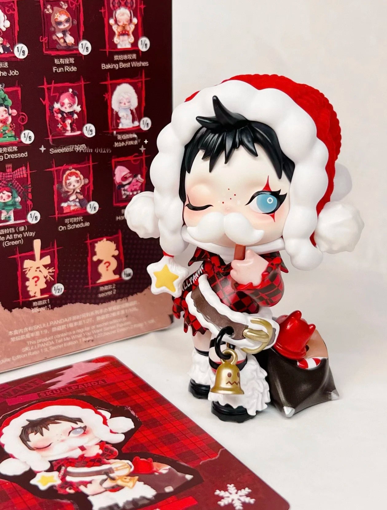 Genuine POP MART SKULLPANDA the Best Seaion Series Blind Box Doll Christmas Gift Trendy Collectible Toy The surprise of Christma