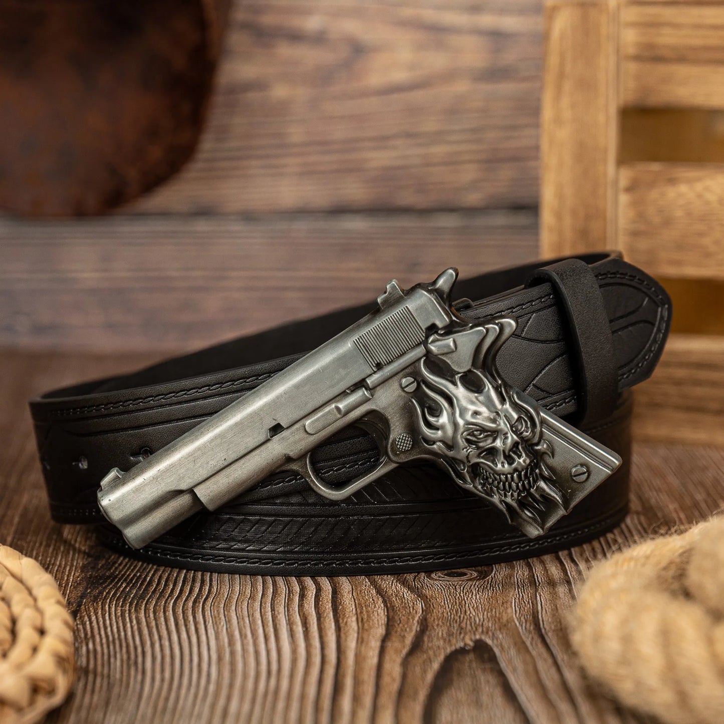 The ghost head element pistol craftsmanship large buckle striped PU embossed button personalized casual men's belt