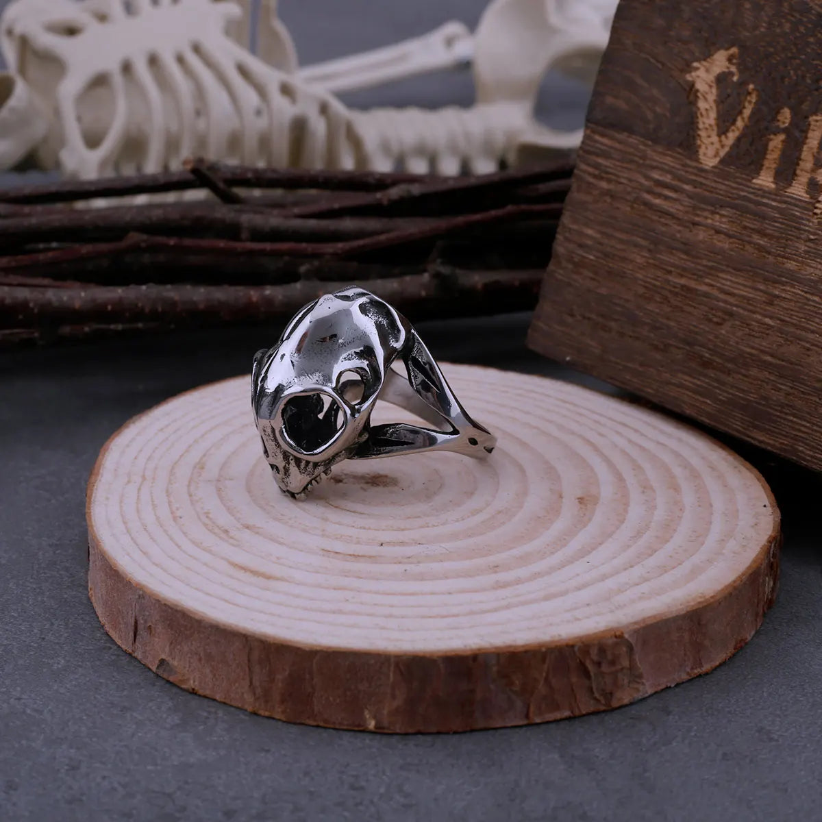 316L Stainless Steel Dinosaur Skull Ring New Men's Retro Gothic Hip Hop Punk Fashion Simple Skull Men's Jewelry Party Gift