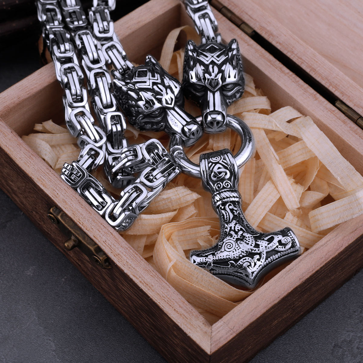 Nordic Classic Viking Thor's Hammer Men's Pendant Necklace Domineering Wolf Head Amulet Jewelry Necklace Gift