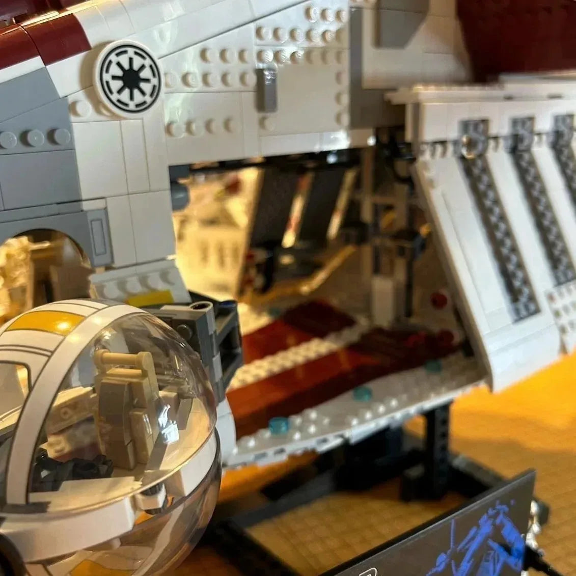 In Stock 1228pcs Compatible With 05041 Republic Dropship Gunship Building Blocks 75021 Bricks Toys For Children Christmas gift