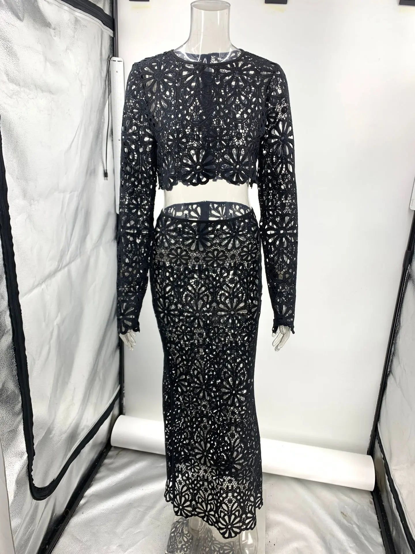 White Elegant Embroidery Hollow Out Beach Dresses Set Sexy See Though Crop Tops Long Skirts Women Sets Summer Women Outfits