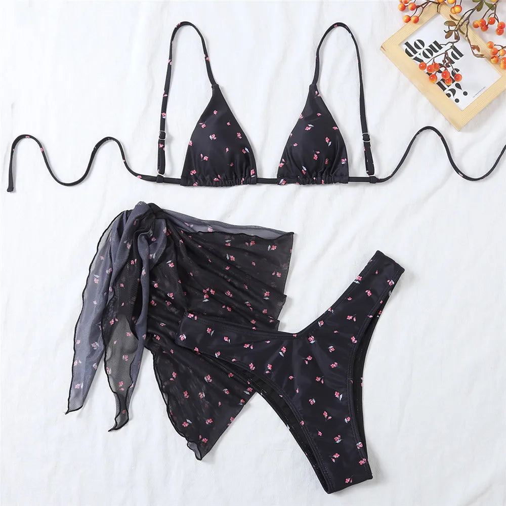 Sexy Black Floral Print Holiday Swimwear String Triangle 3 Piece Bikini Set Sexy Swimsuit Women Biquinis 2025 Bikinis De Mujer