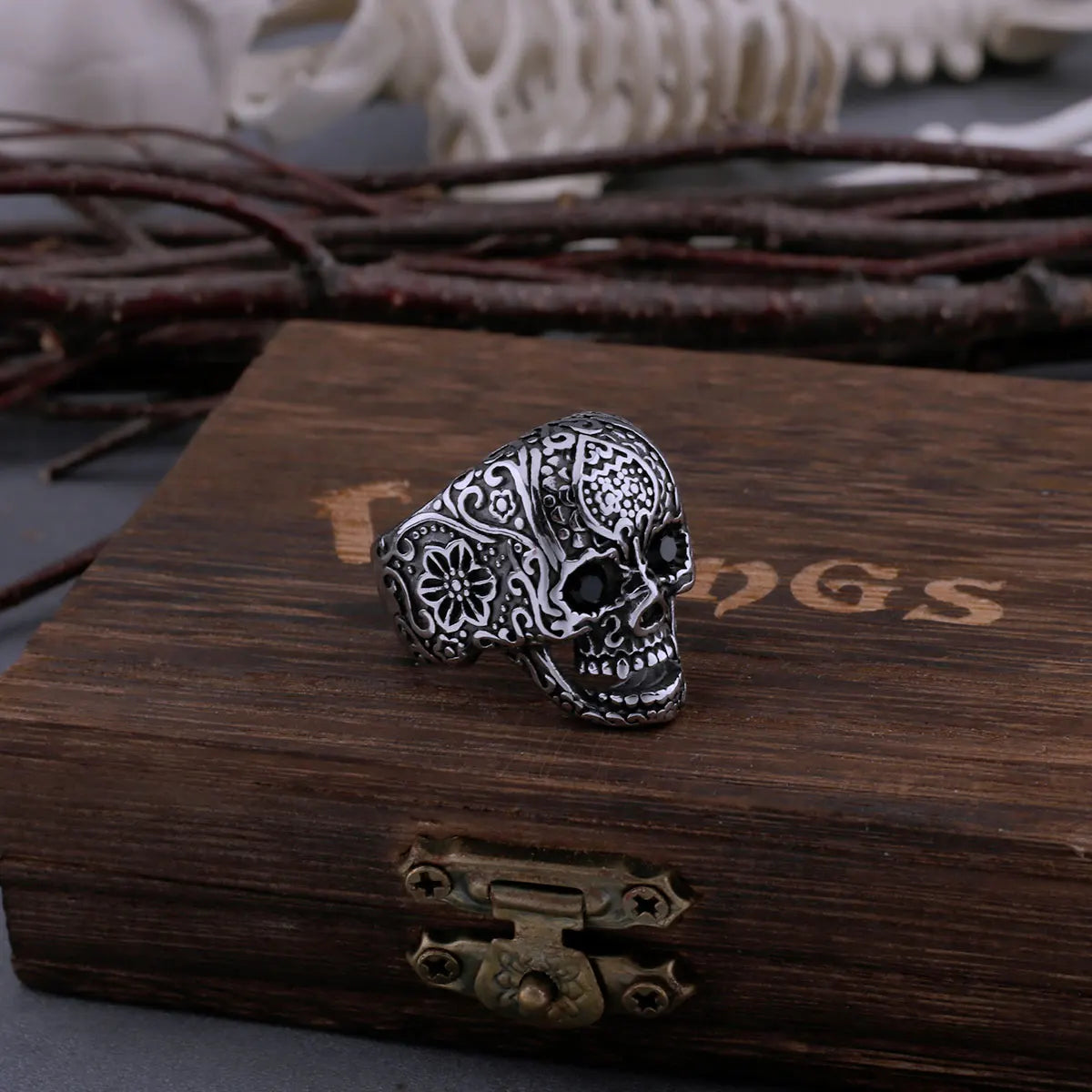 Stainless Steel Retro Flower Skull Ring Men's Gothic Hip Hop Fashion Biker Ring Men's Jewelry Gift Wooden Box Dropshipping