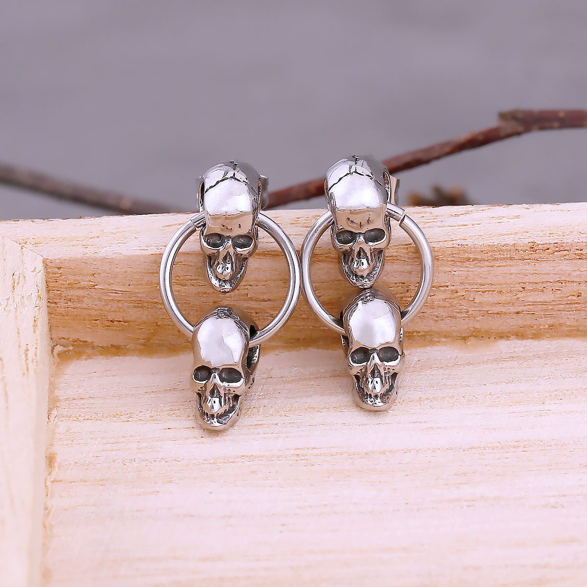 Neo-Gothic Double Skull Drop Earrings For Men and Women Hip Hop Street Style Stainless Steel Earrings Vintage Punk Jewelry Gift