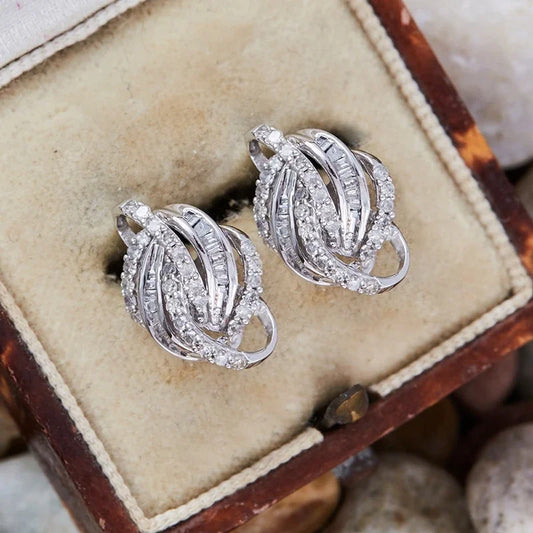 Delicate Bright Zirconia Stud Earrings for Women Engagement Jewelry Fashion Silver Color Accessories for Wedding Ceremony