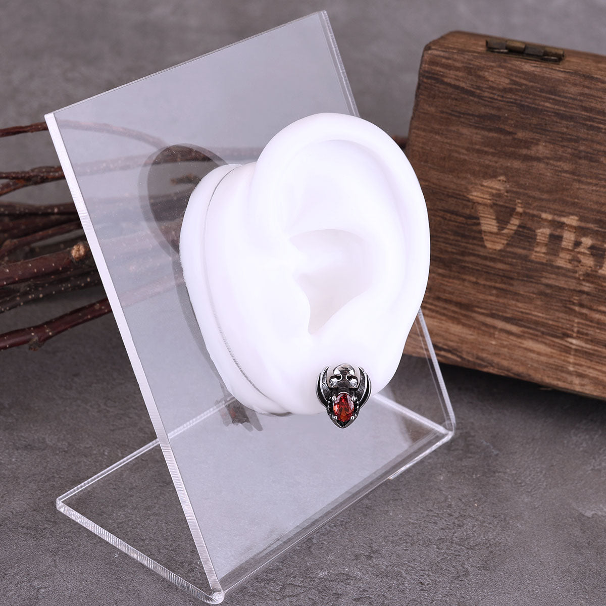 Personalized Ladybug Fashion Stainless Steel Earrings for Men and Women Hip Hop Street Earrings Punk Everyday Gift Jewelry