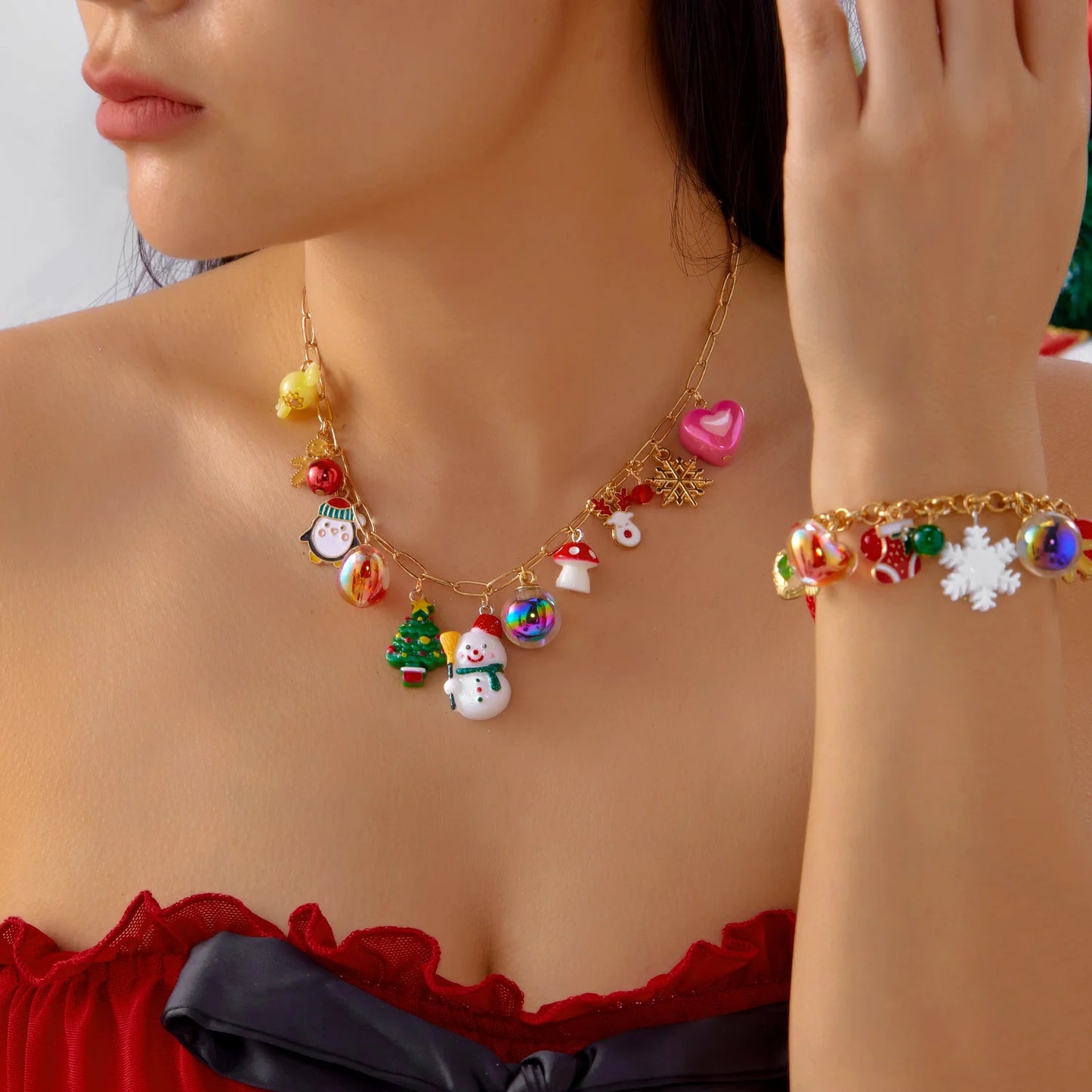 Christmas Metal Chain Necklace Bracelet For Women Santa Claus Snowman Bell Wreath Pendant Bracelet Choker Party New Year Gift