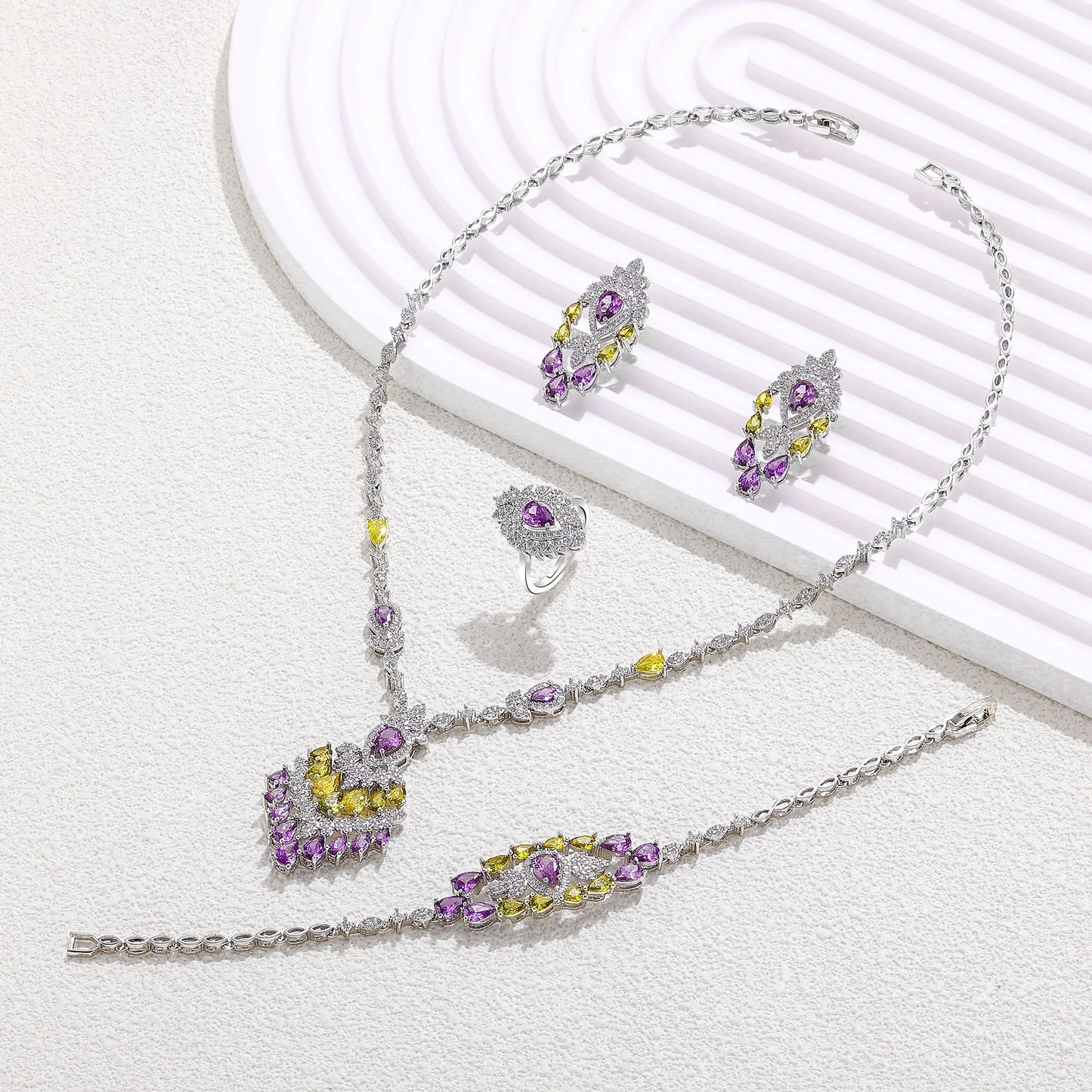 2024 Elegant Wedding Jewelry Set for Women Dubai UAE Bridal 4-piece Jewelry CZ Zircon Tassel Necklace Earrings Set