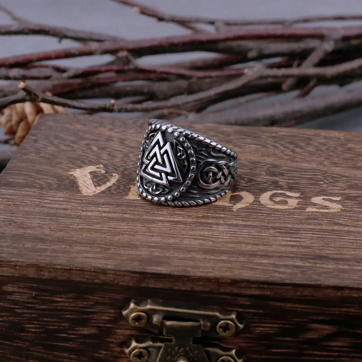 Nordic Viking Norse Runes and Celtic Knot Ring Ring Men's Odin Valknut Amulet Biker Vintage Ring Stainless Steel Jewelry Gift