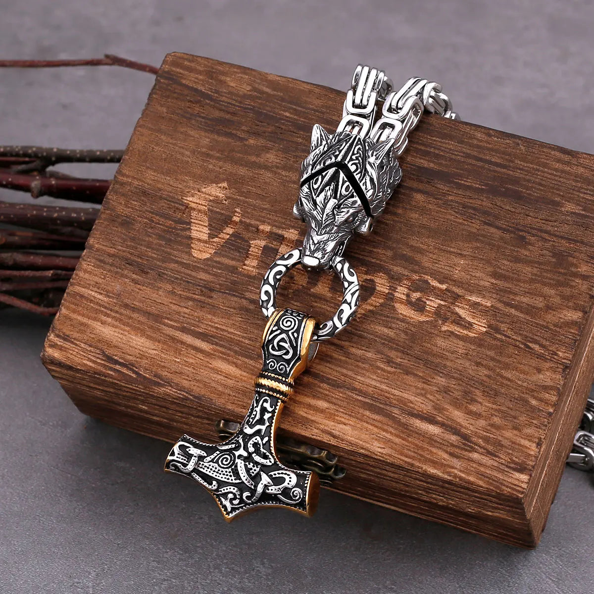 Glamorous Stainless Steel Wolf Head Necklace Viking Creativity Thor's Hammer Pendant Punk Hip Hop Rock Party Cool Jewelry Gifts