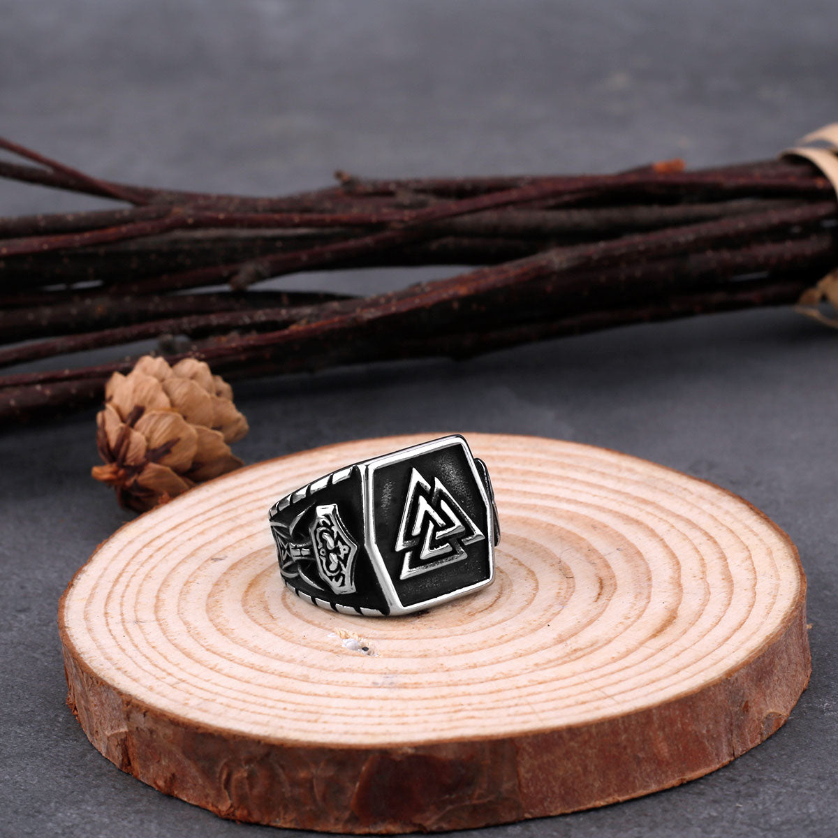 316L Stainless Steel Odin Rune Ring Navia Scandi Men's Amulet Rune Ring Gothic Classic Punk Retro Trend Party Jewelry Gift Box