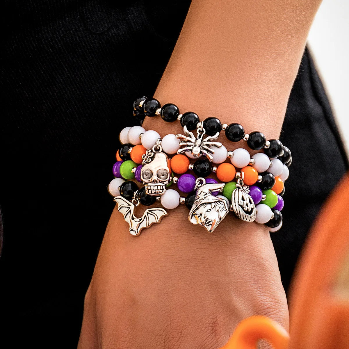 5pcs/Set Halloween Grimace Beaded Bracelet Set Holiday Party Skeleton Witch Pumpkin Head Woman Jewelry New Party Year's Gift