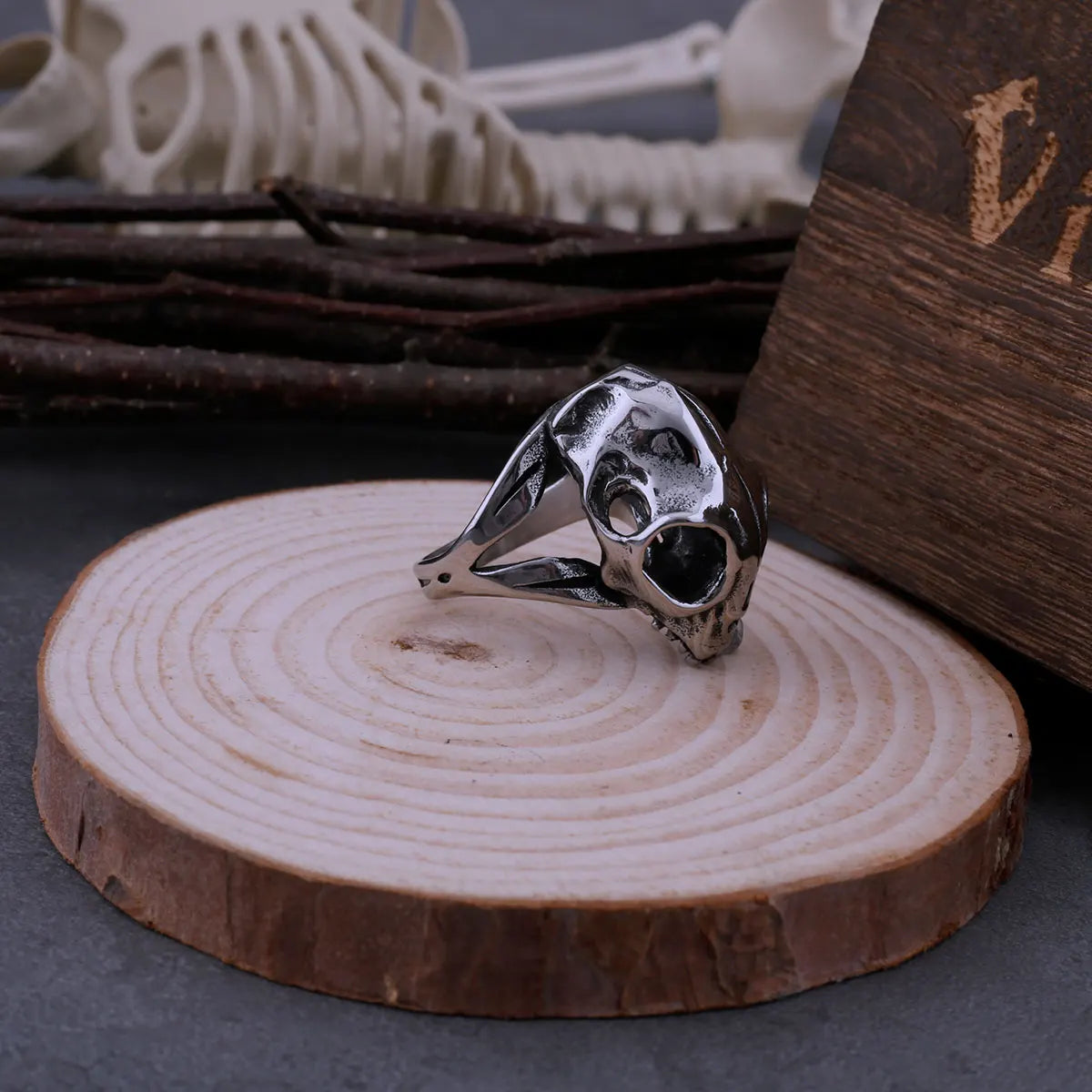 316L Stainless Steel Dinosaur Skull Ring New Men's Retro Gothic Hip Hop Punk Fashion Simple Skull Men's Jewelry Party Gift