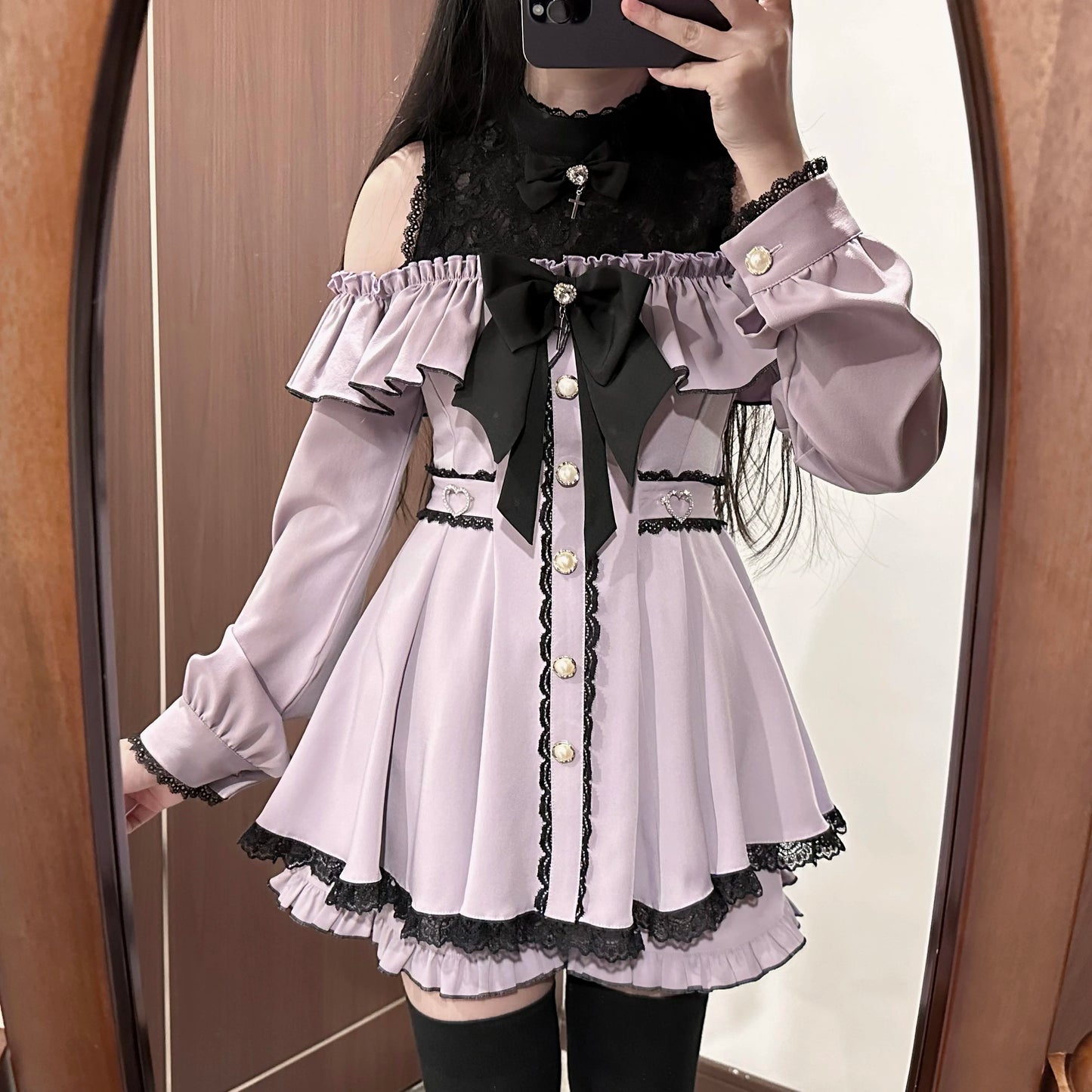 Japanese Mass-produced Off-the-shoulder Lace Splicing Long-sleeved Bow Shirt Dress and Shorts 2 Piece Dress Set Lolita Outfits
