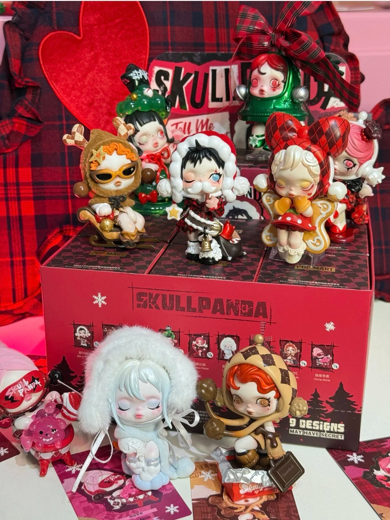Genuine POP MART SKULLPANDA the Best Seaion Series Blind Box Doll Christmas Gift Trendy Collectible Toy The surprise of Christma