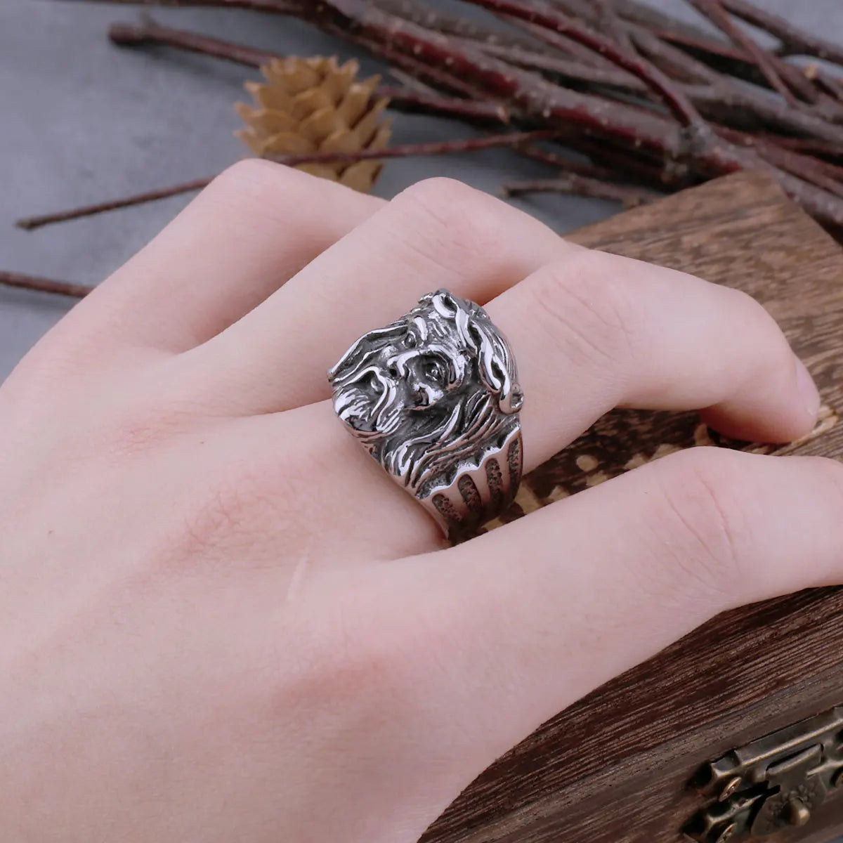 Stainless Steel Vintage Jesus Head Ring Men's High Quality Fashion Punk Catholic Faith Cross Ring Religious Biker Jewelry Gift