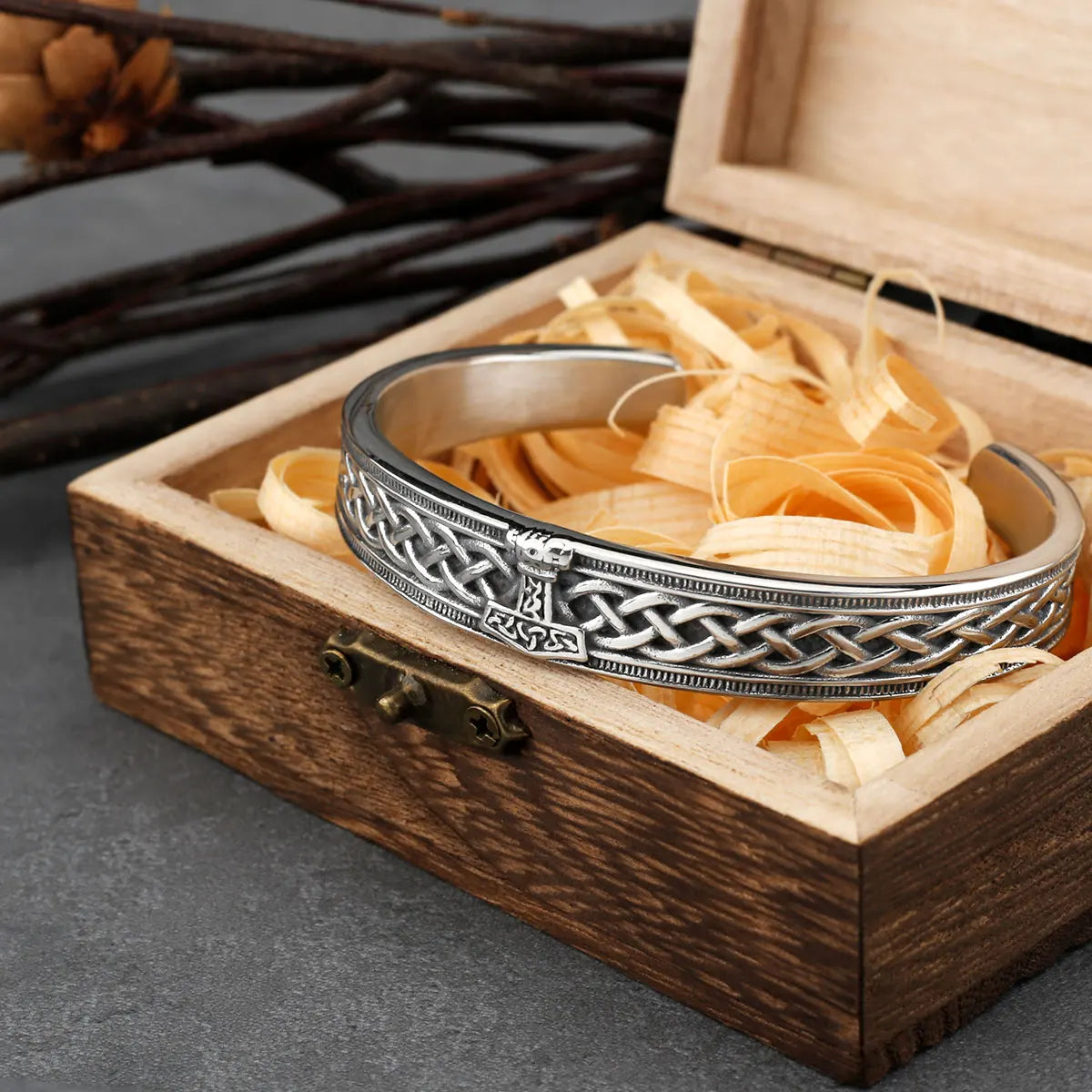 Stainless Steel Vikings Hammer Bracelet for Men Women Stainless Steel Celtic Knot Amulet Wristband Cuff Bracelet Nordic Jewelry