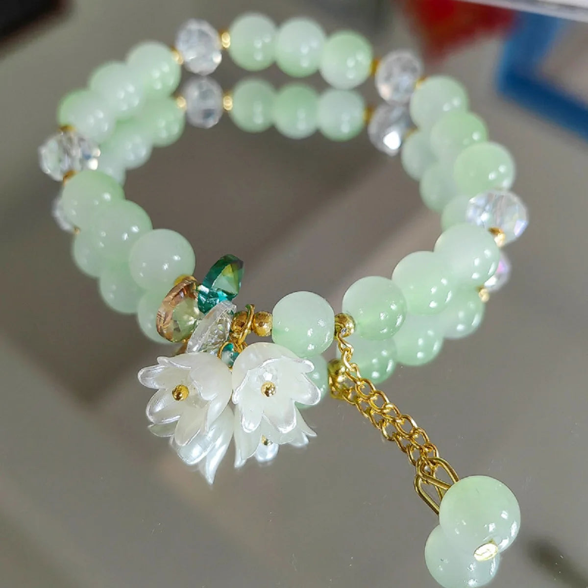Cute Green Crystal Bead Bracelet for Women Trendy Lily Valley Flower Charm Elastic Adjustable Bracelet Wedding Birthday Jewelry