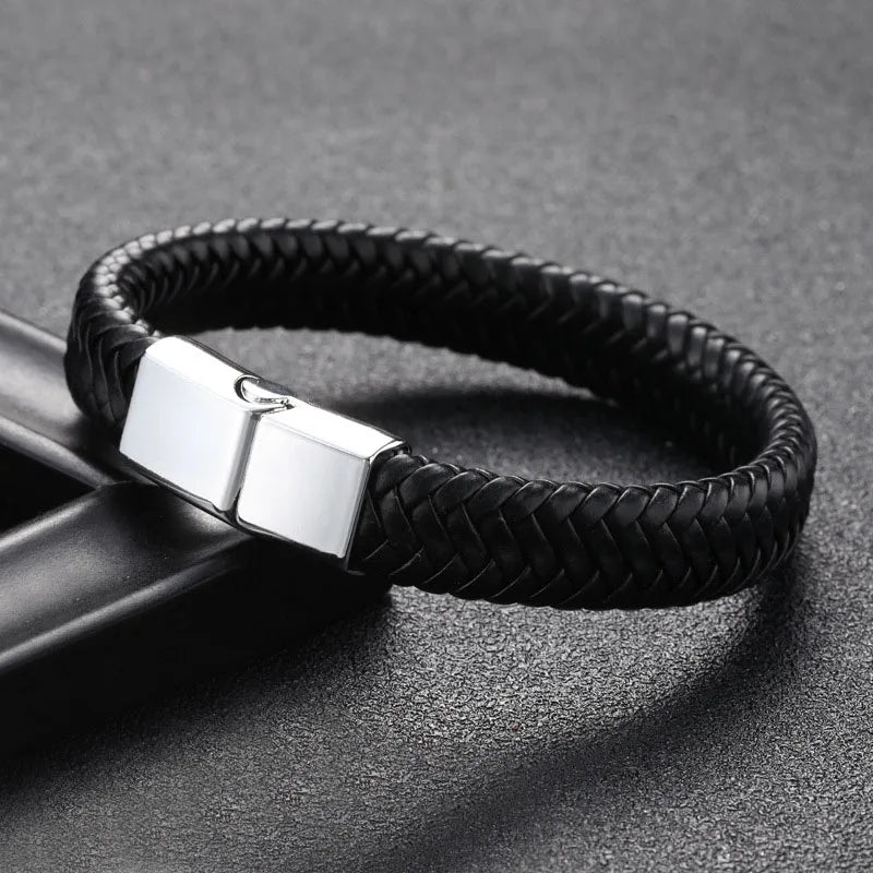 Vintage Genuine Leather Bracelet for Men Handmade Woven Bracelet Magnetic Clasp Wrap Bracelet Homme Hand Jewelry Accessories New