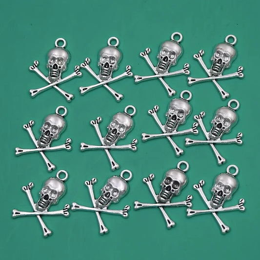 15pcs 23.6x19.5mm Pirate Style Skull Pendant Antique Silvery Tibetan Style Skeleton Charms Vintage Halloween Pendants