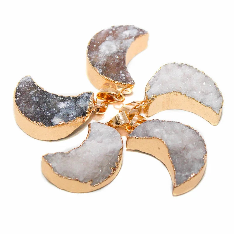 Natural Druzy Quartz Stone Moon Shape Pendant Jewelry Raw Crystal Cluster Jewelry For Women Girls Necklace Making