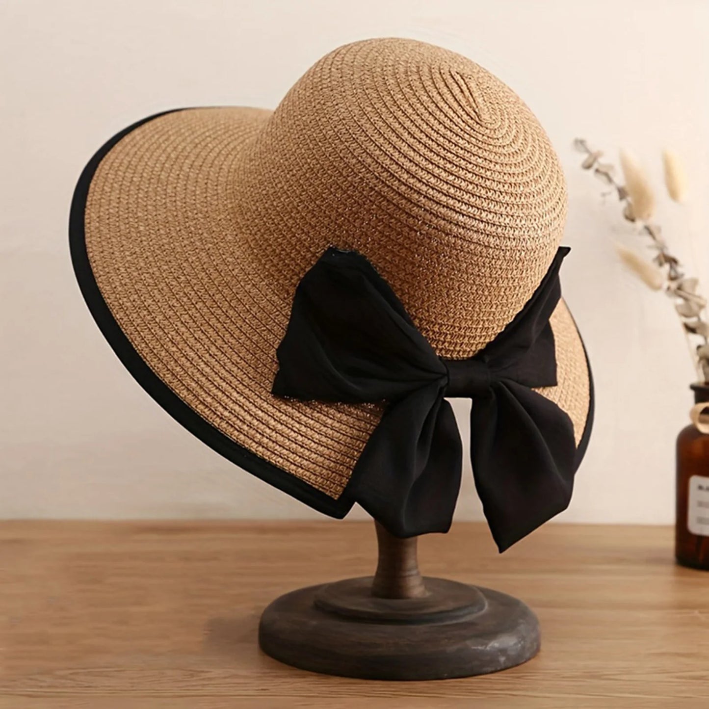 Women's Wide Brim Straw Hat with Bowknot Summer Straw Sun Hat Beach Vacation Sun Protection Hats for Outdoor Travel Photography