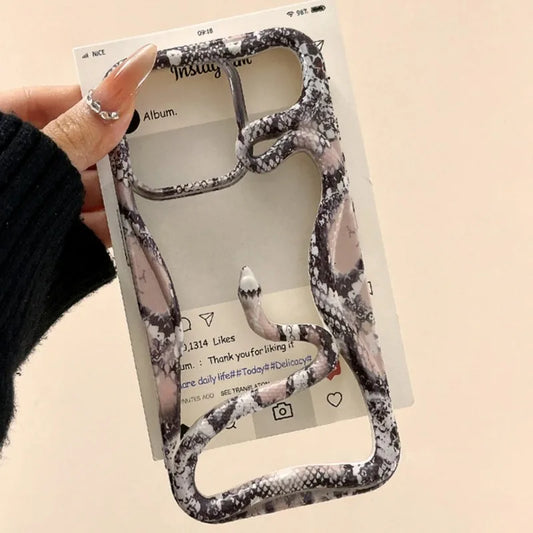 Luxury Stylish 3D Snake Hollow Phone Case For iPhone 16 Pro Max 15 14 Plus 13 12 11 Shockproof Skin Glossy Grain Cooling Cover