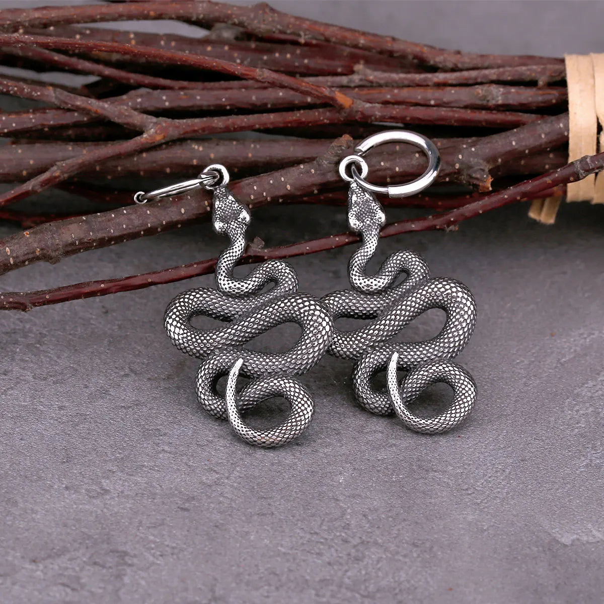 Vintage Viking Animal Coiled Snake Drop Earrings Fashion Men's and Women's Biker Accessory Earrings Hip Hop Punk Party Gifts