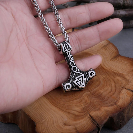 Stainless Steel Viking Mjolnir Quake and Odin Rune Necklace Men's Vintage Fashion Charm Vintage Pendant Viking Jewelry Gift