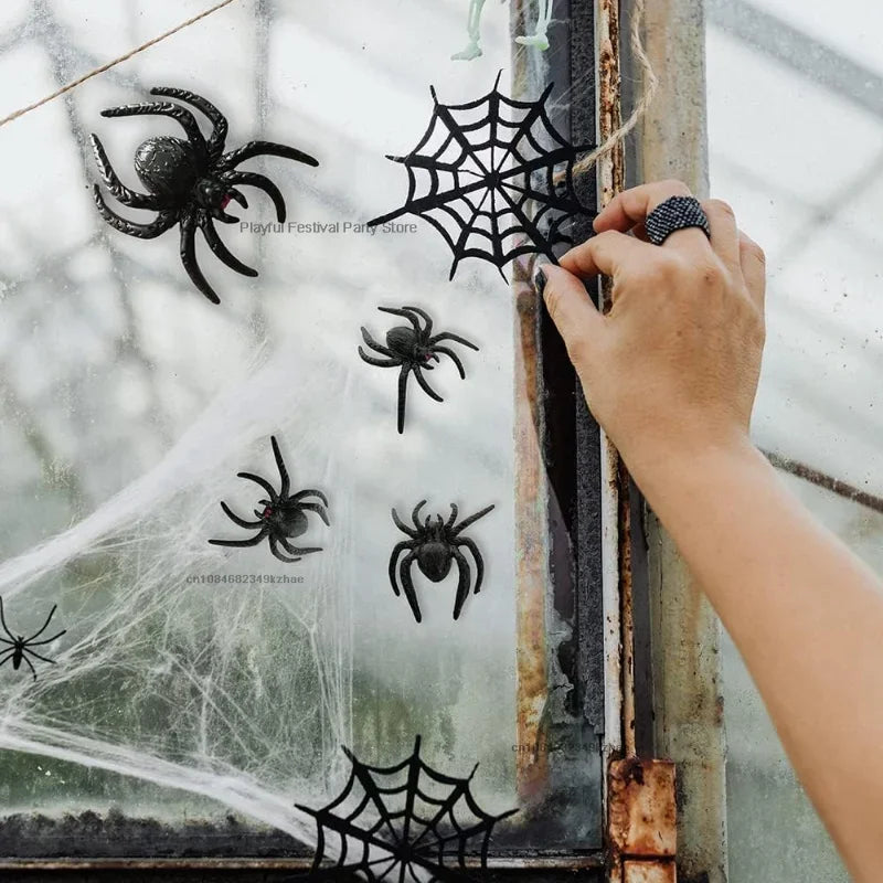 20/50pcs Halloween Spiders Decorations Small Black Plastic Spiders Haunted House Spider Decoration Simulation Tricky Decorations