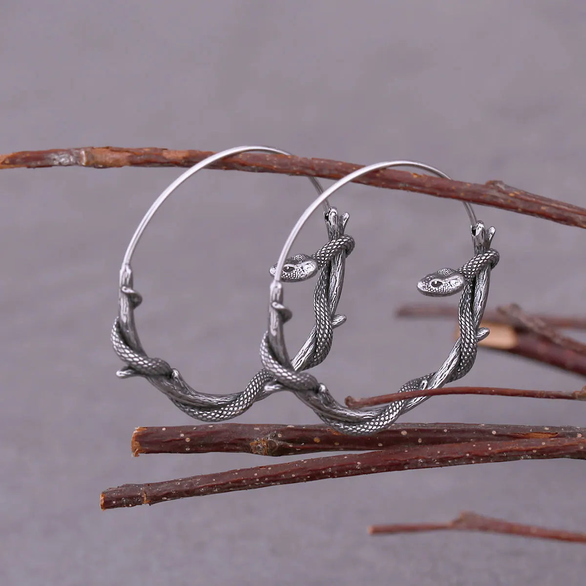 Gothic Animal Snake Hoop Earrings Fashion Simple Stainless Steel Men's and Women's Universal Earrings Rock Party Jewelry Gifts