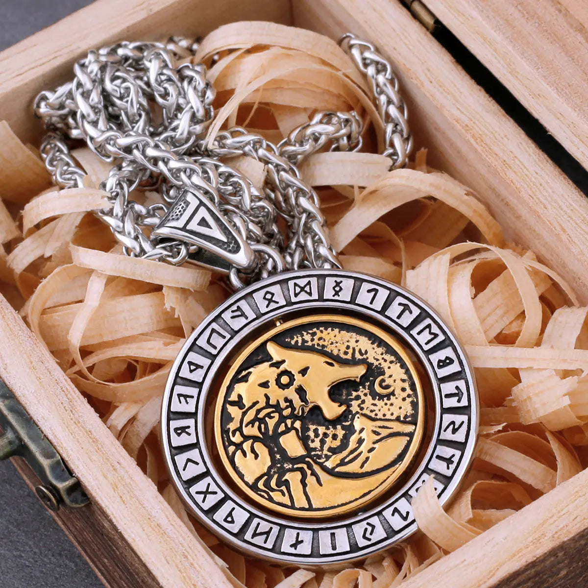 Rotate Vikings Wolf Necklace Stainless Steel Men's Tree of Life Odin Rune Amulet Pendant Necklace Vintage Charm Jewelry As Gift