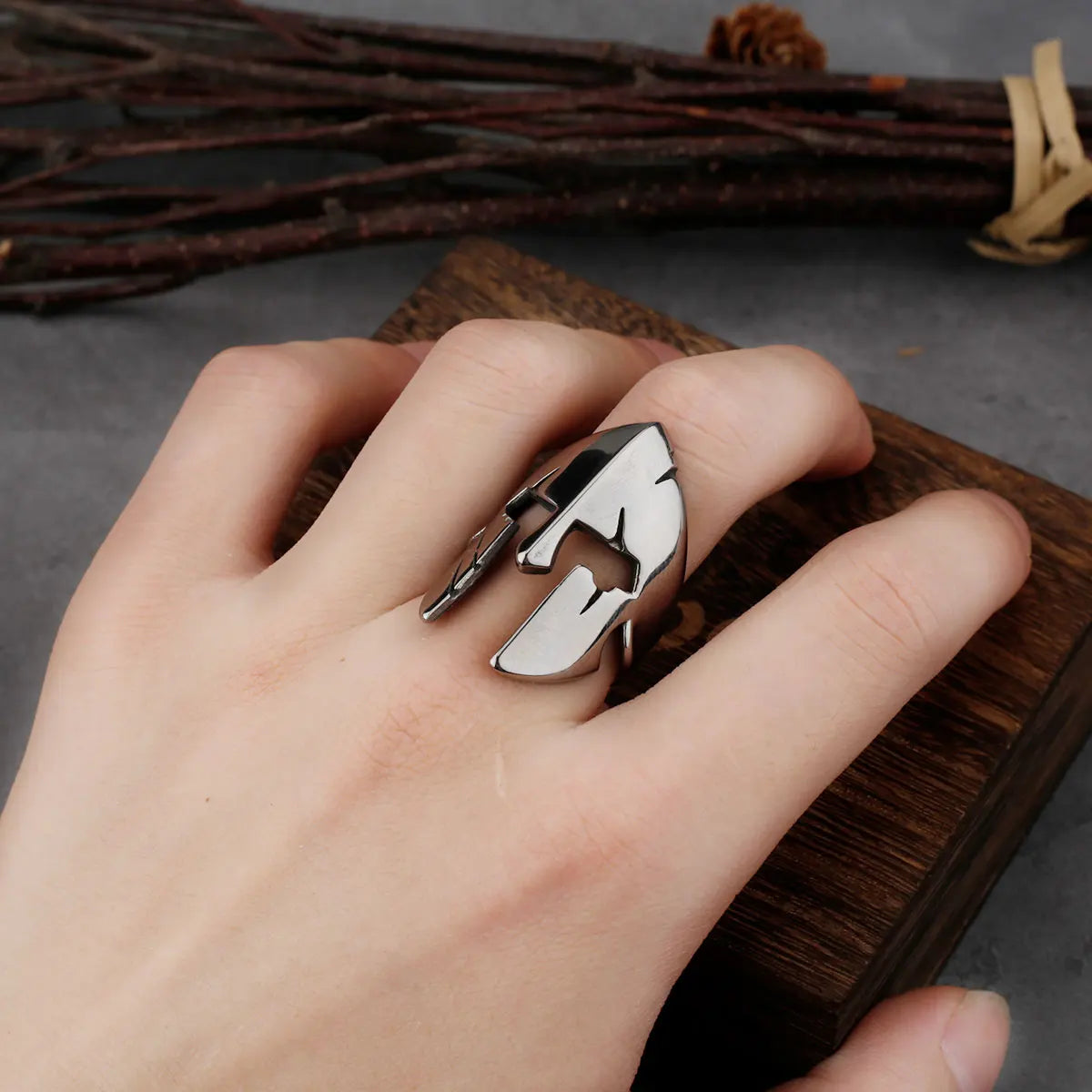 Stainless Steel Spartan Helmet Ring Men's Ancient Greek Classic Ring of Courage Classic Retro High-end Trend Party Jewelry