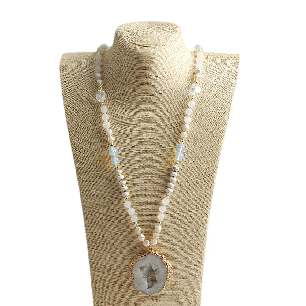 RH 2025 New Fashion Bohemian Style Natural Stone Glass Hematite Knotted Exaggerated Irregular Multicolor Druzy PendantNecklace