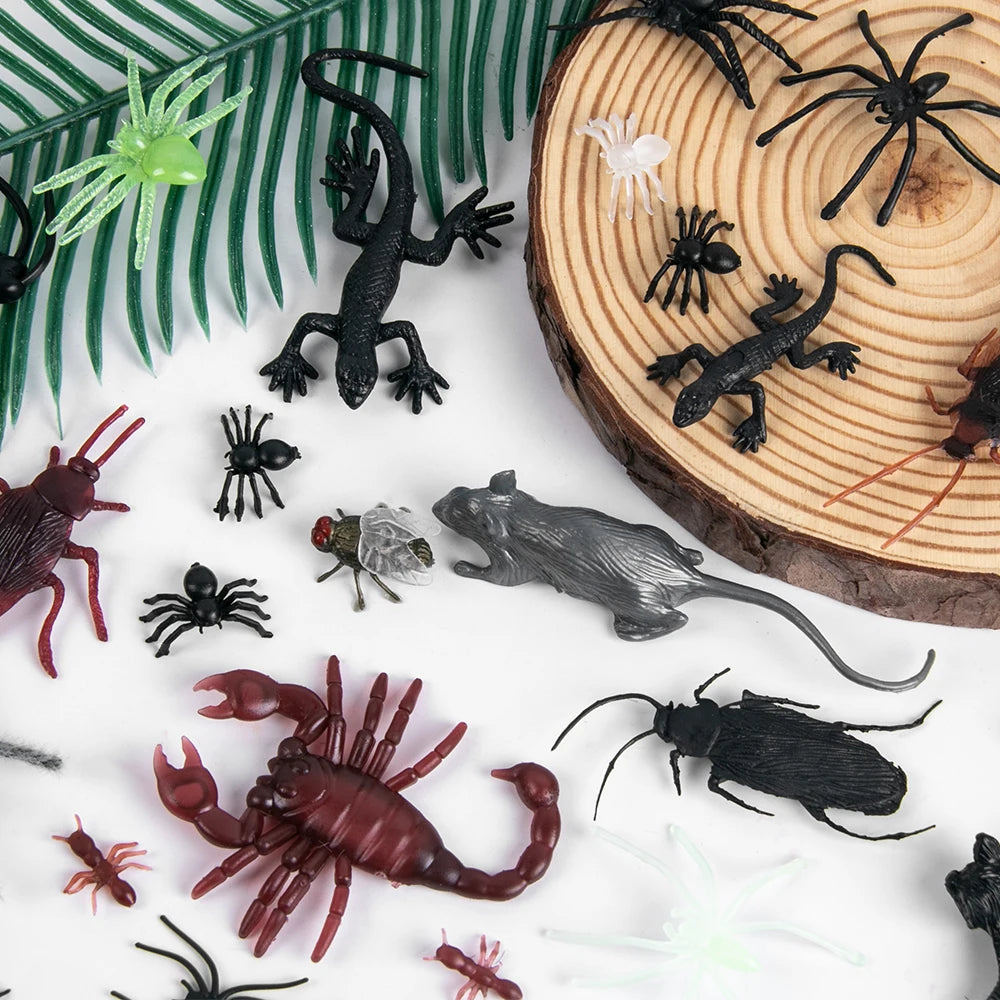 Realistic Plastic Fake Bug Trick Toys Insects Halloween Prank Toy Cockroaches Spiders Worms Kids April Fool's Day Prank Gifts