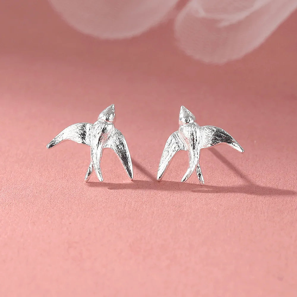 New Trendy Silver Color Stud Earrings Swallow Cute Little Bird Simple For Women Girl Gift Fashion Jewelry Dropship Wholesale