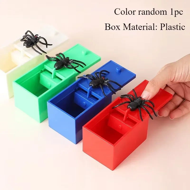Halloween Party Spoof Decoration，Finger Studs，Spider Box，Prank Spider，Artificial Fake Roaches，Magic Show Halloween Props