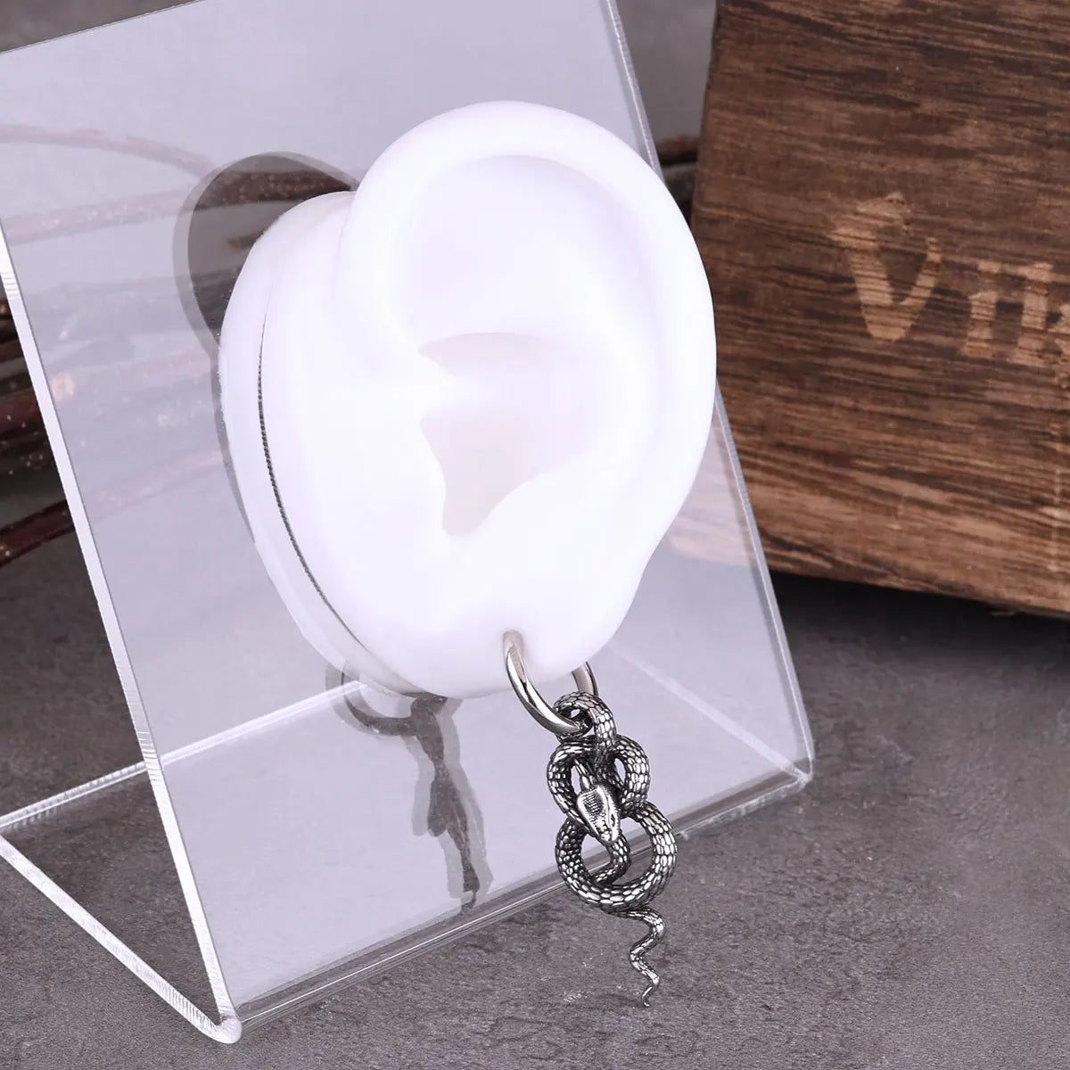 Stainless Steel Twisted Snake Street Tail Snake Earrings for Men and Women Punk Party Earrings Glamorous Everyday Jewelry Gifts