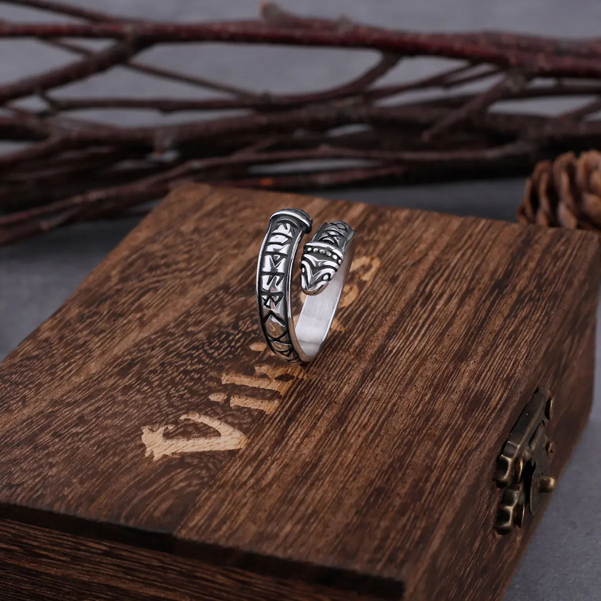 Personality Stainless Steel Serpentine Odin Rune Viking Men's and Women's Rings Punk Fashion Trend Party Jewelry Gifts
