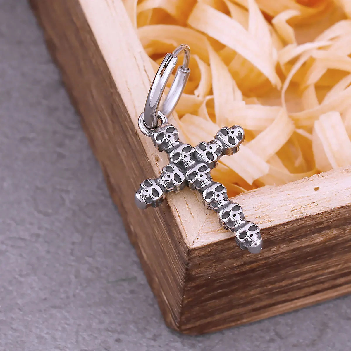 Gothic Skull Cross Drop Earrings For Men Stainless Steel Hip Hop Rock Band Cool Earrings Fashion Vintage Punk Jewelry As Gift
