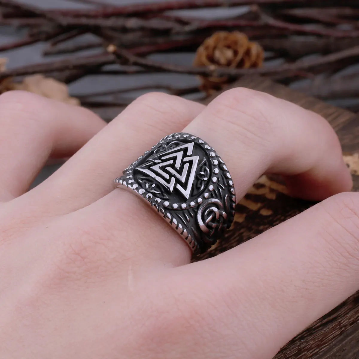 Nordic Viking Norse Runes and Celtic Knot Ring Ring Men's Odin Valknut Amulet Biker Vintage Ring Stainless Steel Jewelry Gift