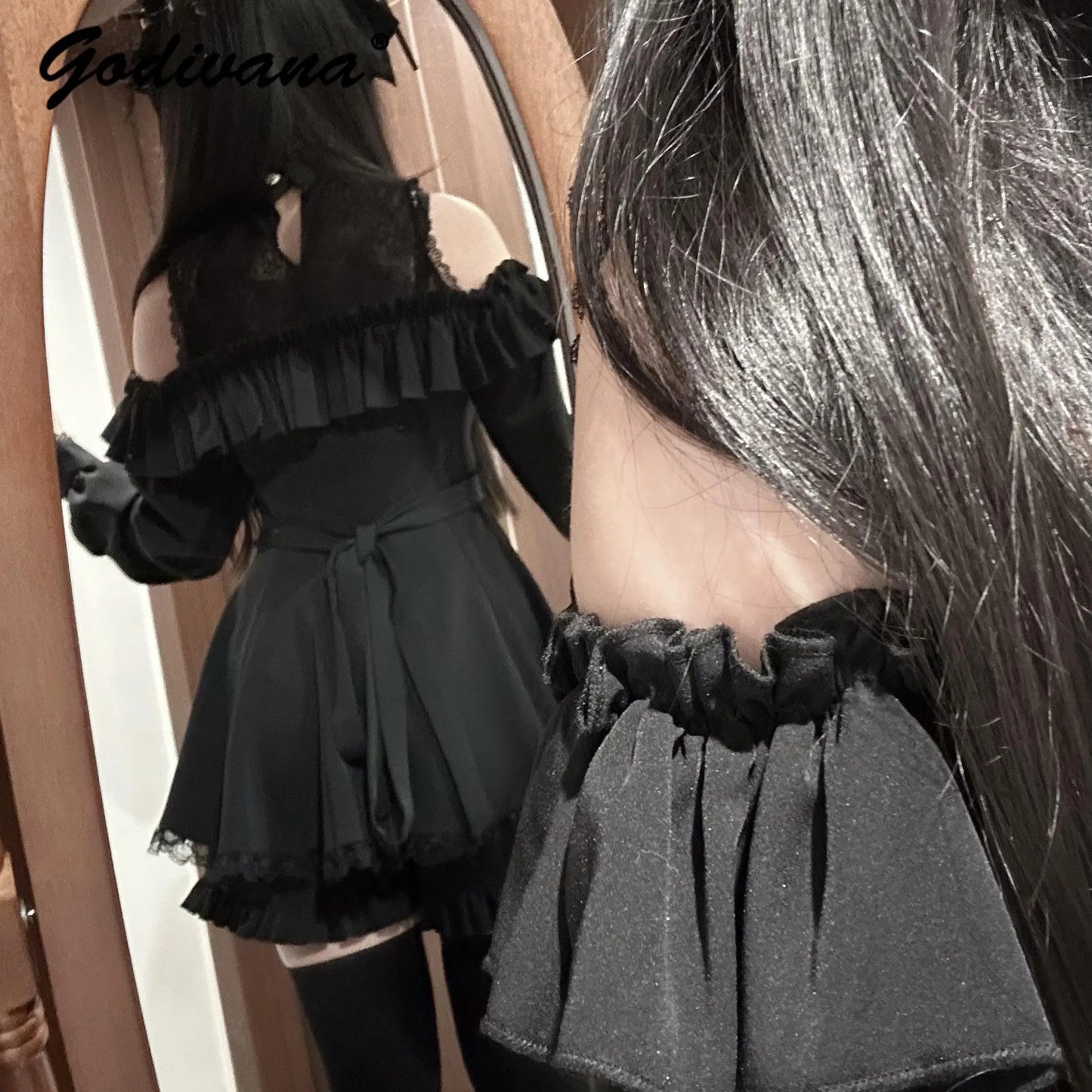 Japanese Mass-produced Off-the-shoulder Lace Splicing Long-sleeved Bow Shirt Dress and Shorts 2 Piece Dress Set Lolita Outfits