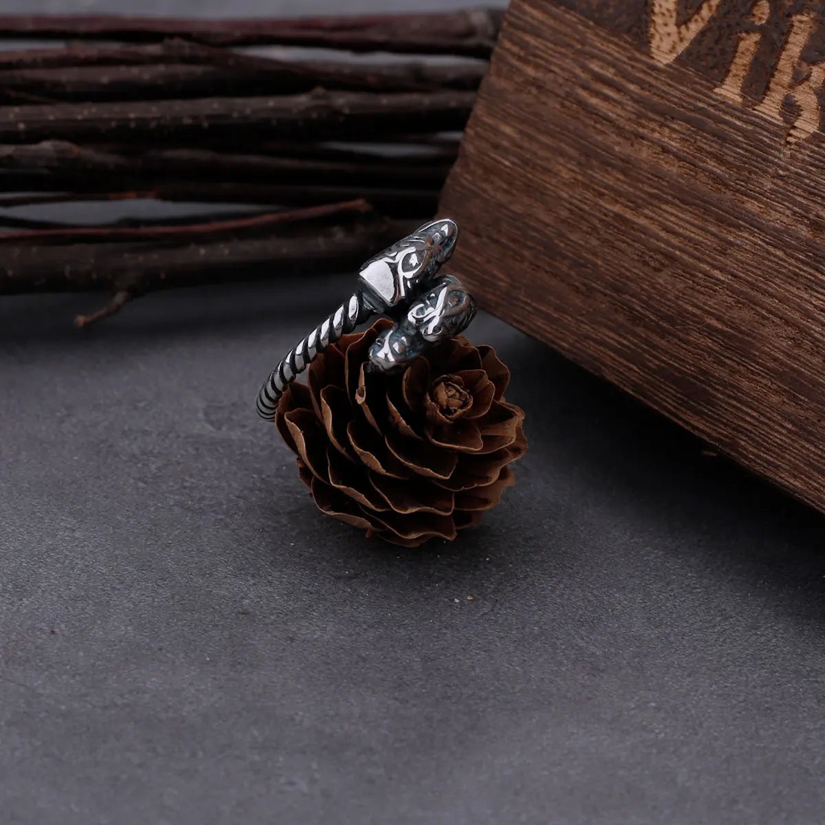 Personality Stainless Steel Serpentine Odin Rune Viking Men's and Women's Rings Punk Fashion Trend Party Jewelry Gifts