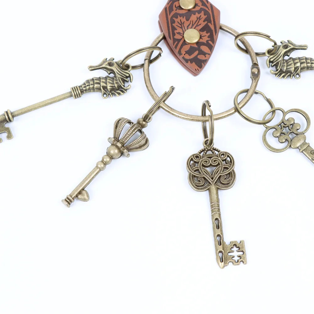 Medieval belts, Renaissance clothing accessories, circular rings, retro metal keychains, cosplay belts, accessories, belts