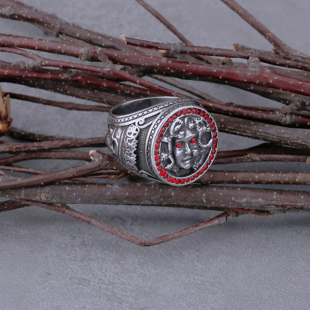 Greek Mythology Medusa Character Ring Stainless Steel Men and Women Couple Ring Hip Hop Biker Fashion Animal Jewelry Gift