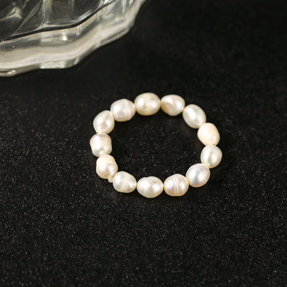 Fashion Elegant Beaded Pearl Rings Imitation Pearl Geometric Rings for Women Continuous Circle Minimalist Ring 2022 New
