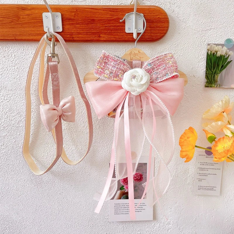 New Pet Cat Dog Traction Suit Fashion Luxury Flowers Bow lace Chest Back Traction Rope Advanced Flower Clothes Dog Walking Rope